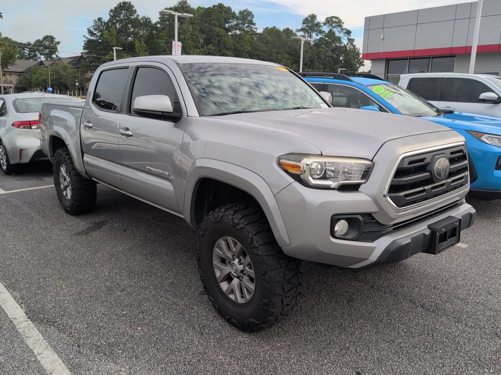 Used 2018 Toyota Tacoma SR5 AWD/4WD video 1