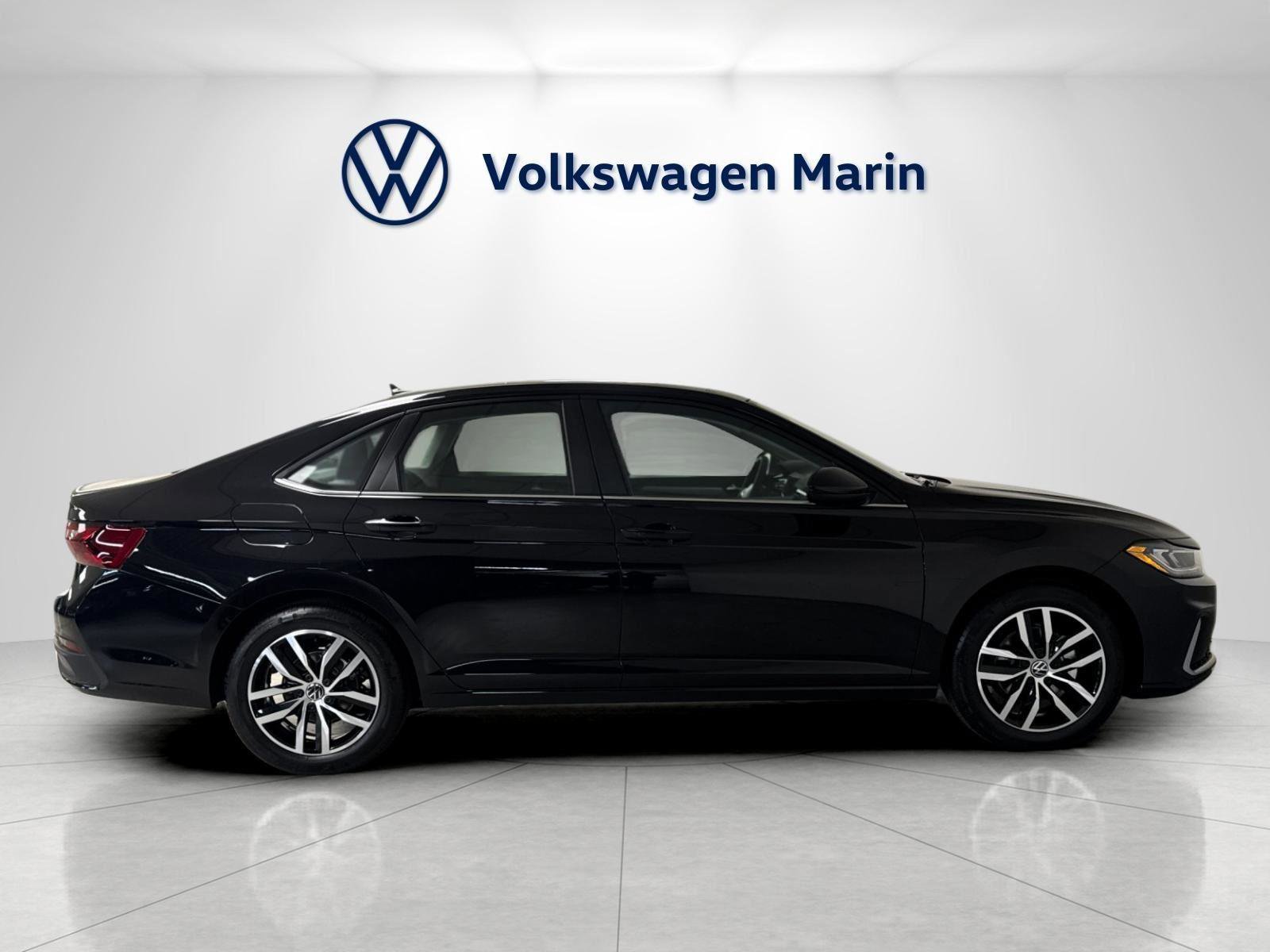 New 2026 Volkswagen Jetta SE image 6