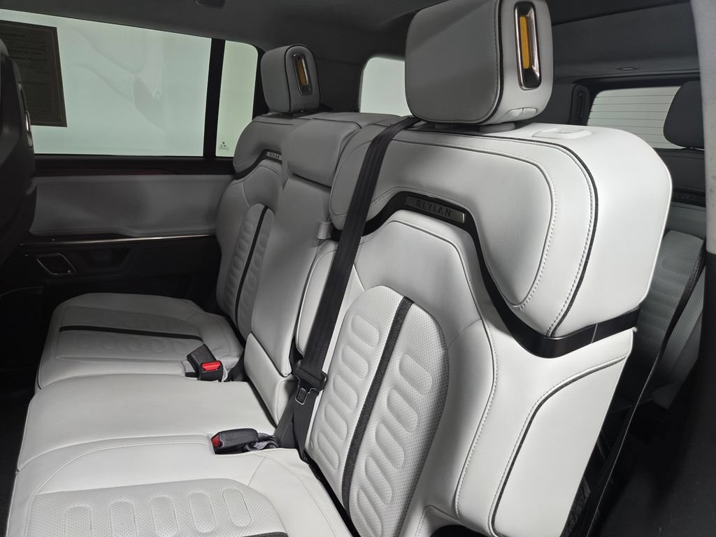 Used 2023 Rivian R1S Adventure AWD/4WD image 35