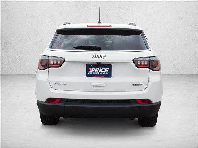 Used 2024 Jeep Compass Latitude AWD/4WD image 12