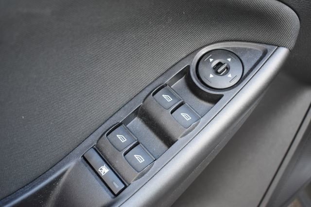 Used 2016 Ford Focus SE w/ Equipment Group 201A image 22