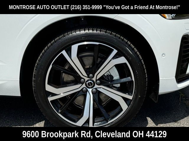 New 2025 Volvo XC60 T8 Ultra w/ Climate Package image 36