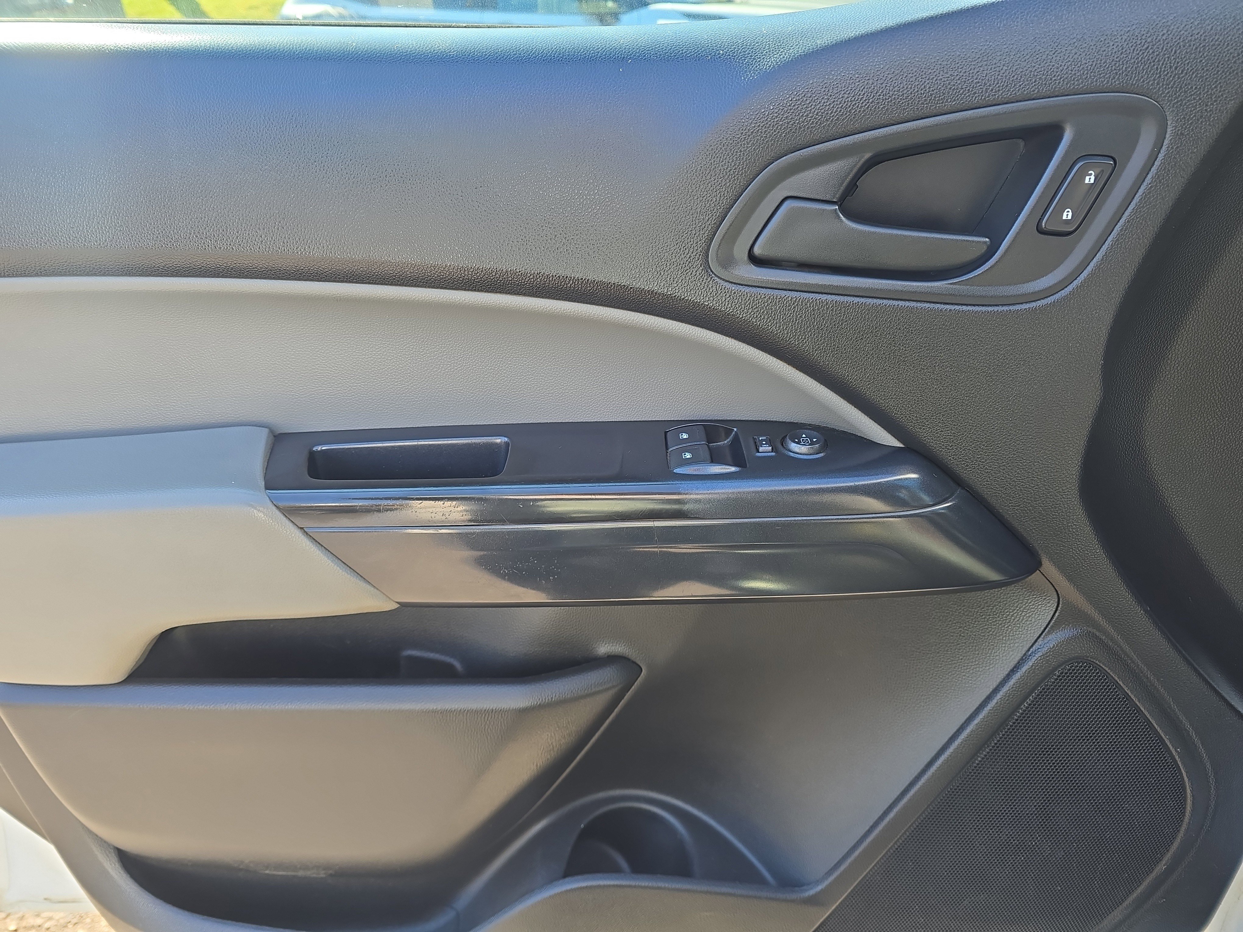 Used 2016 Chevrolet Colorado W/T w/ WT Convenience Package AWD/4WD image 12