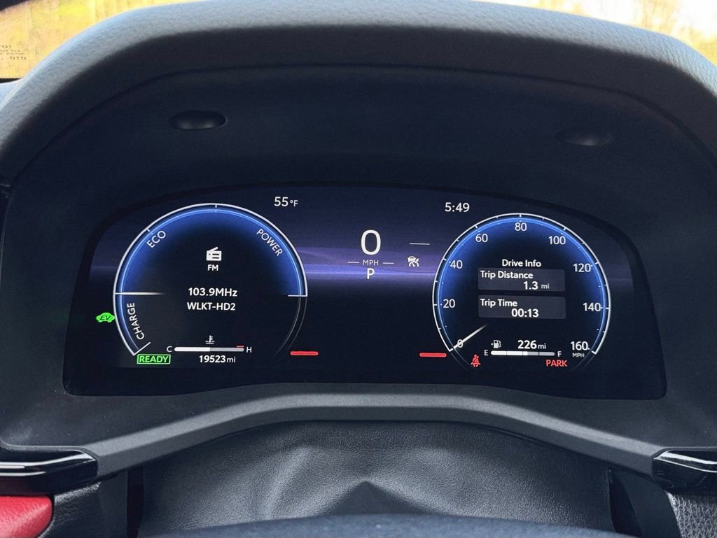 Used 2025 Toyota Camry XSE image 16