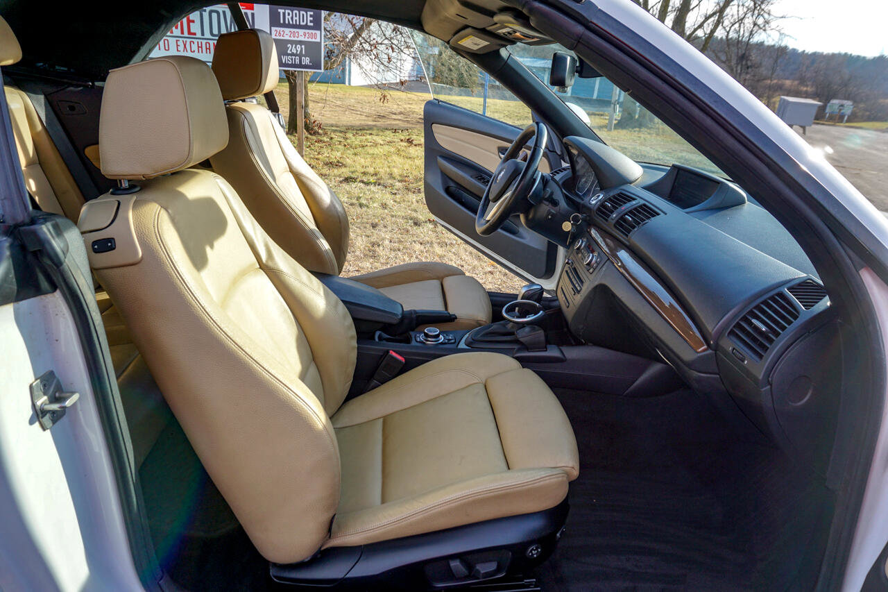 Used 2012 BMW 128i Convertible image 23