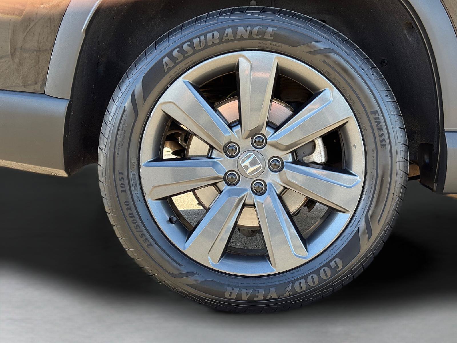 Certified 2023 Honda Pilot Sport image 8