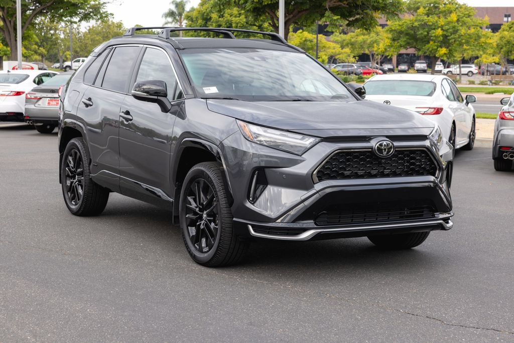 Certified 2025 Toyota RAV4 XSE AWD/4WD image 3