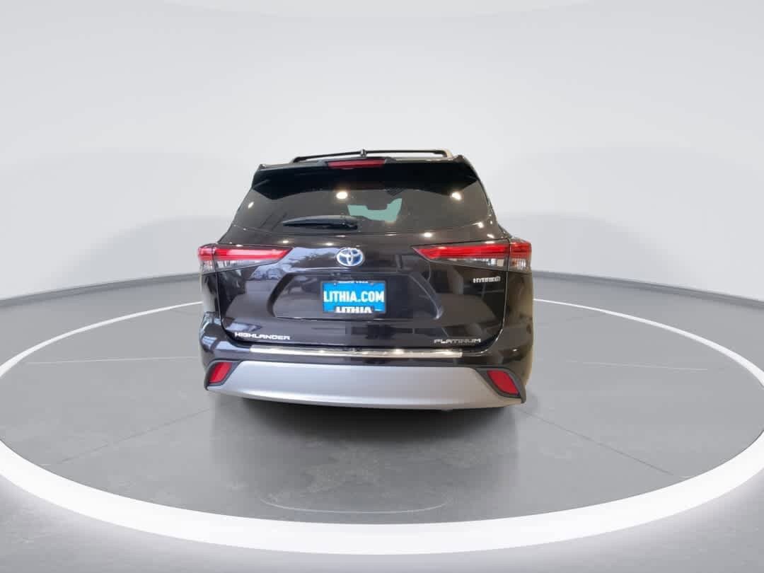 Used 2020 Toyota Highlander Platinum AWD/4WD image 7