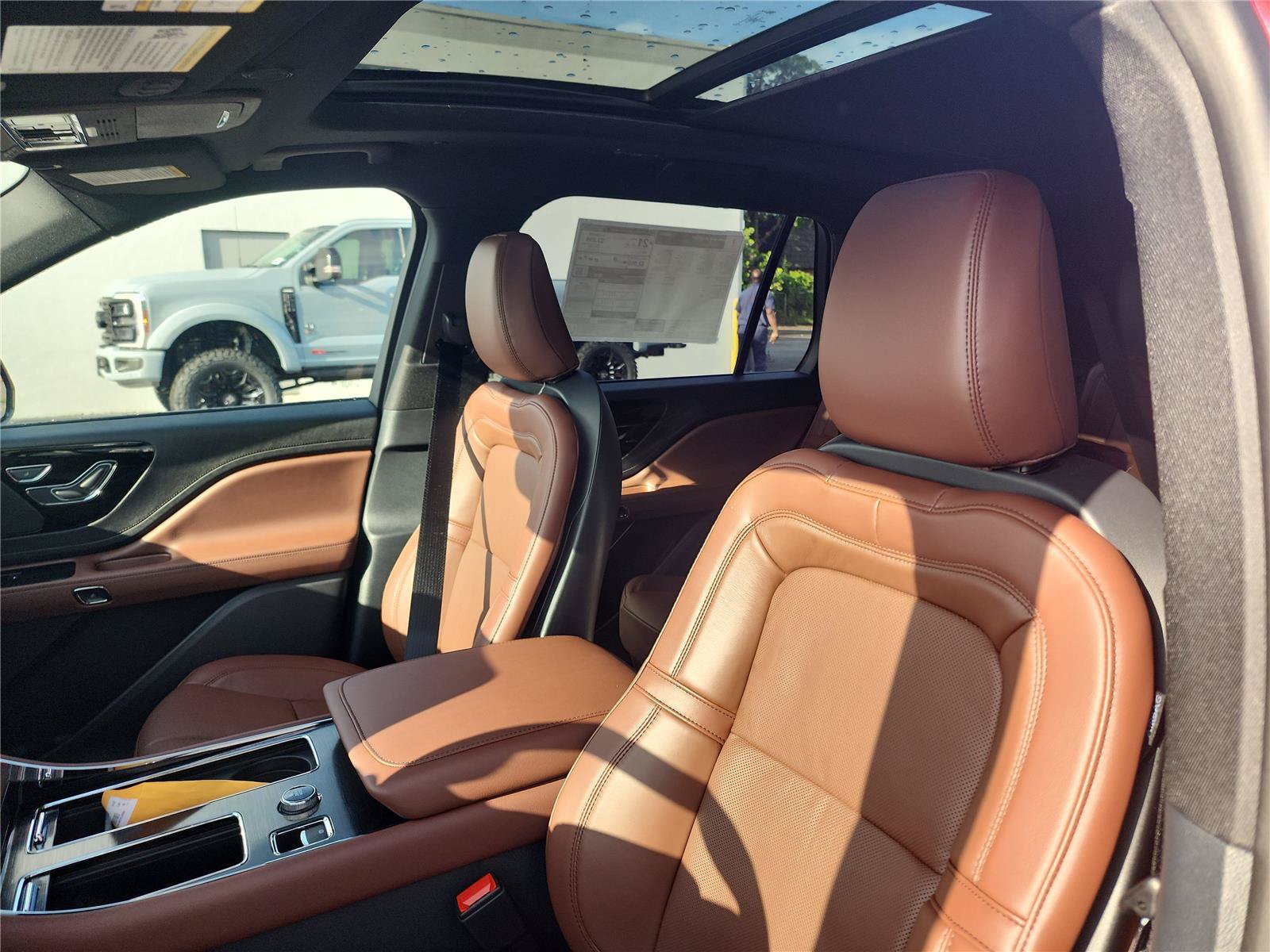 New 2026 Lincoln Aviator Reserve w/ Jet Appearance Package RWD image 14