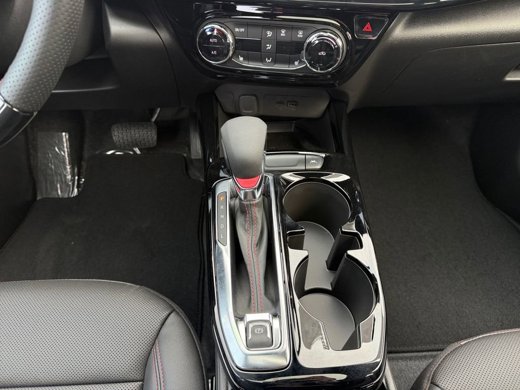 New 2026 Chevrolet Trax RS w/ Sunroof Package image 11