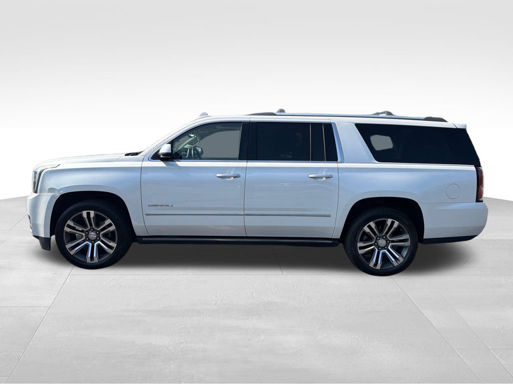 Used 2018 GMC Yukon XL Denali w/ Denali Ultimate Package AWD/4WD image 2