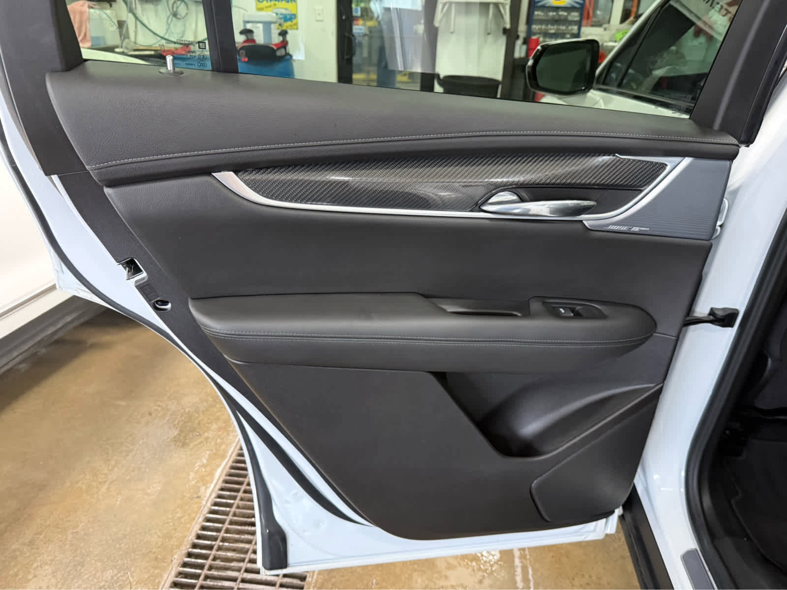 Used 2023 Cadillac XT6 Sport w/ Technology Package image 24