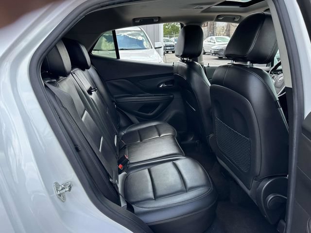 Used 2019 Buick Encore Essence AWD/4WD image 22