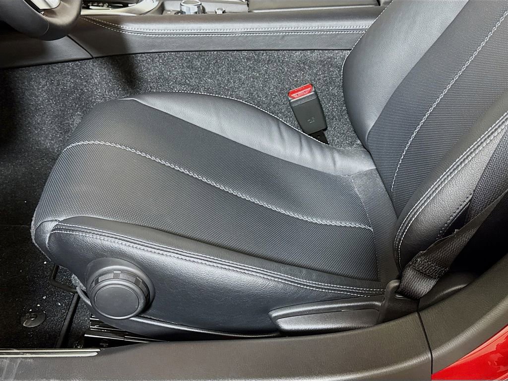 Used 2025 MAZDA MX-5 Miata RF Grand Touring image 18