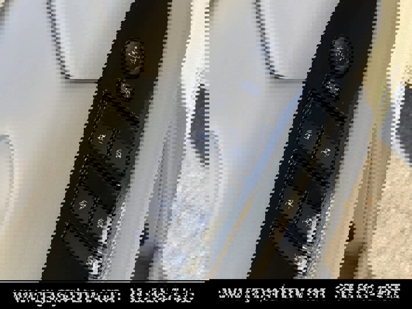 Used 2016 Cadillac XTS Luxury w/ Driver Awareness Package image 12