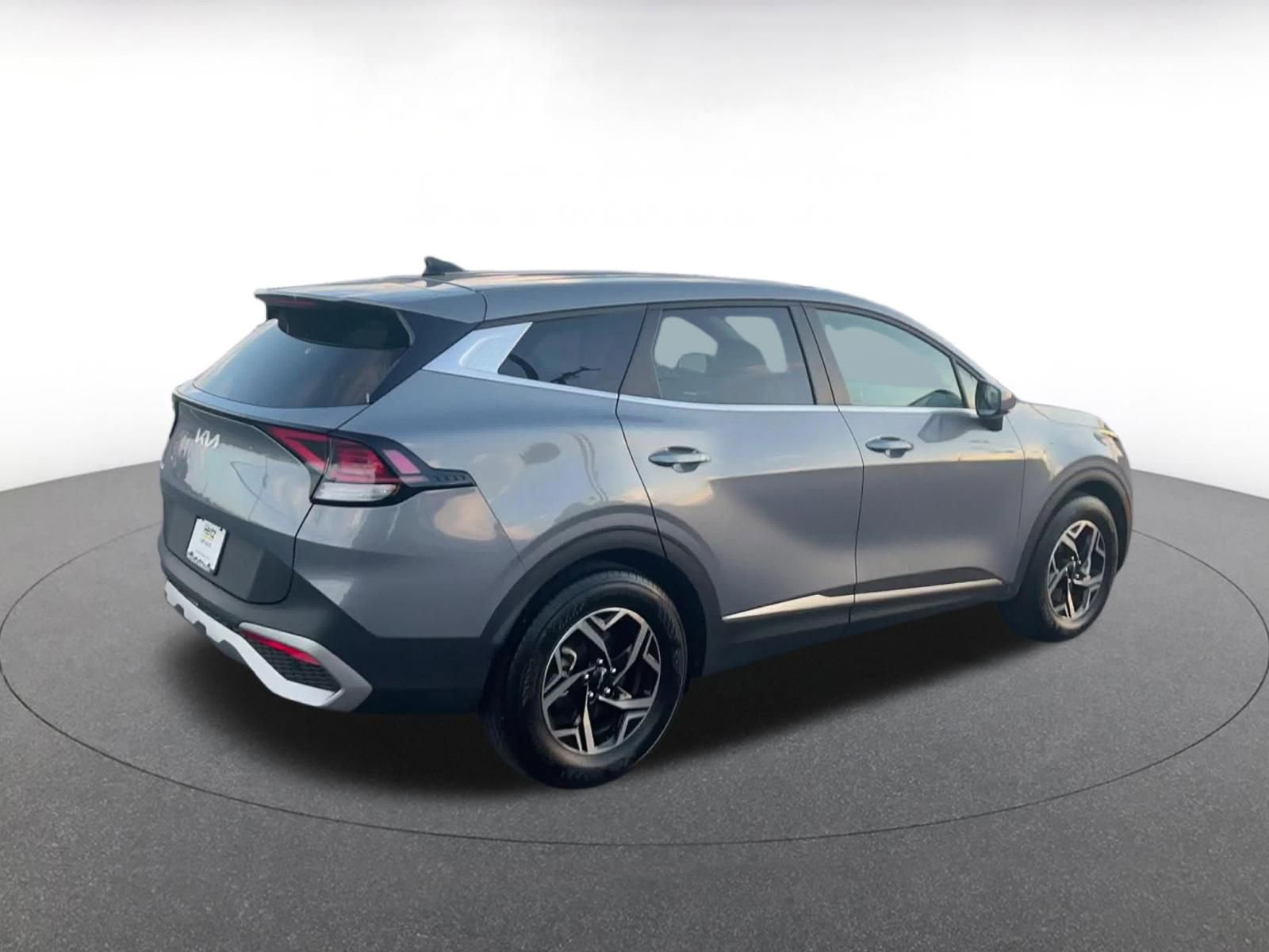 Used 2025 Kia Sportage LX FWD image 15