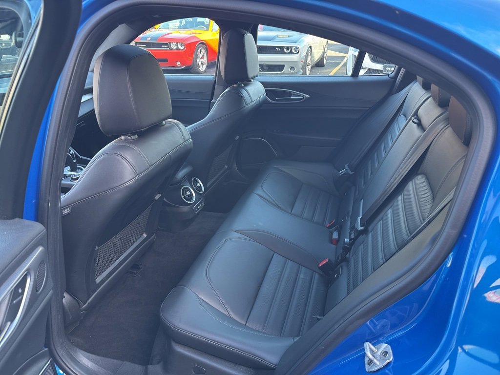 Used 2022 Alfa Romeo Giulia Veloce image 43