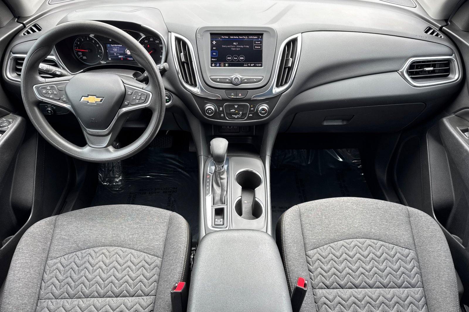 Used 2022 Chevrolet Equinox LT w/ LPO, Floor Liner Package FWD image 12