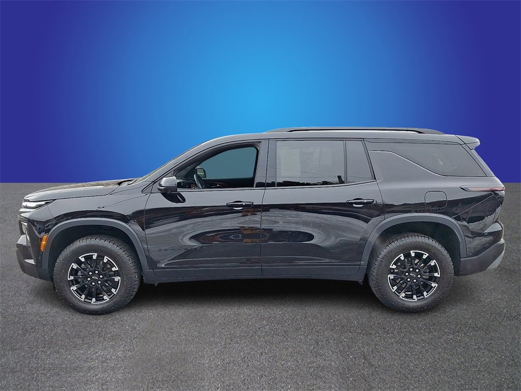 Used 2024 Chevrolet Traverse Z71 w/ Enhanced Driving Package image 7