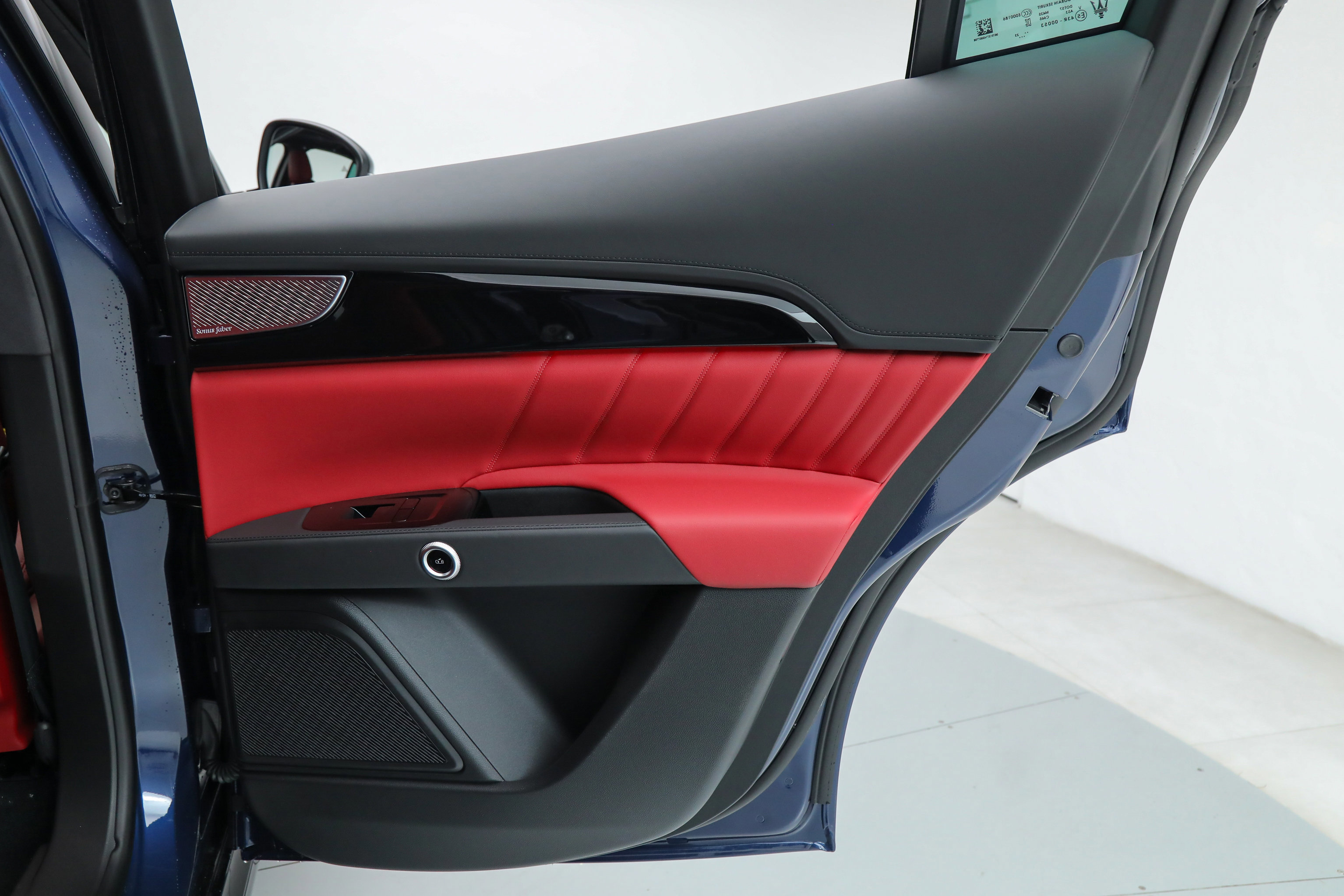 New 2025 Maserati Grecale Modena image 21