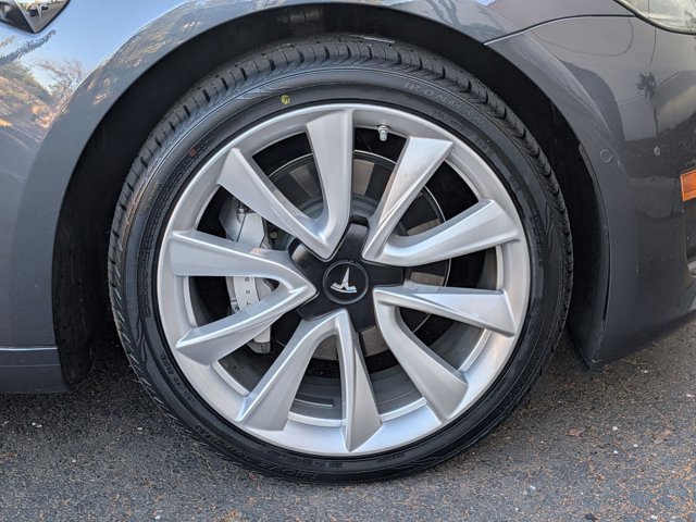 Used 2020 Tesla Model 3 Performance image 24