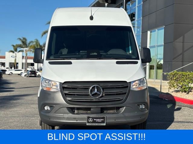 Used 2025 Mercedes-Benz Sprinter 3500 image 13
