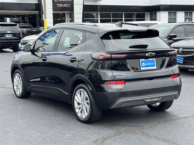 Used 2022 Chevrolet Bolt EUV LT image 3