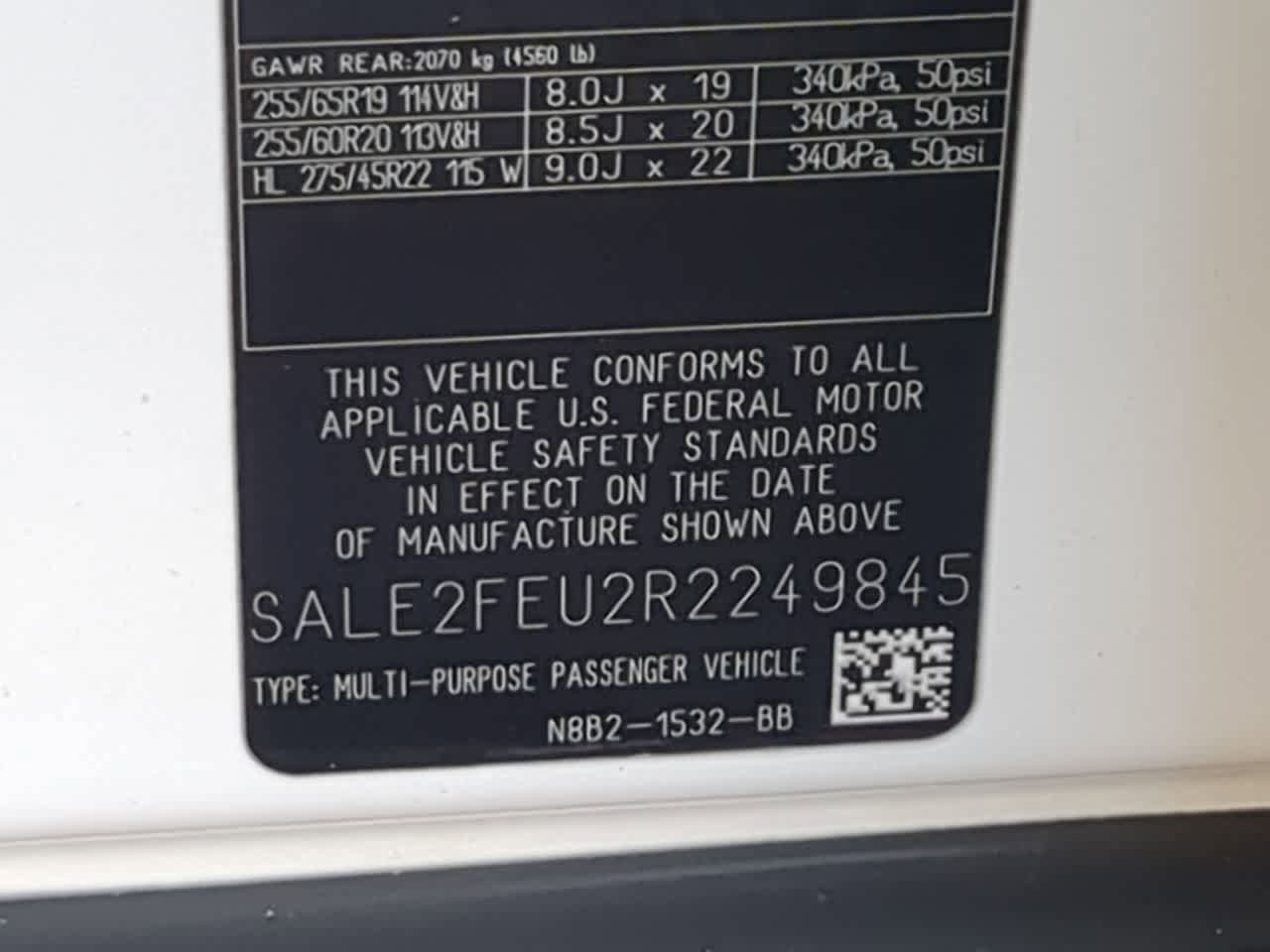 Used 2024 Land Rover Defender 130 X-Dynamic SE image 39