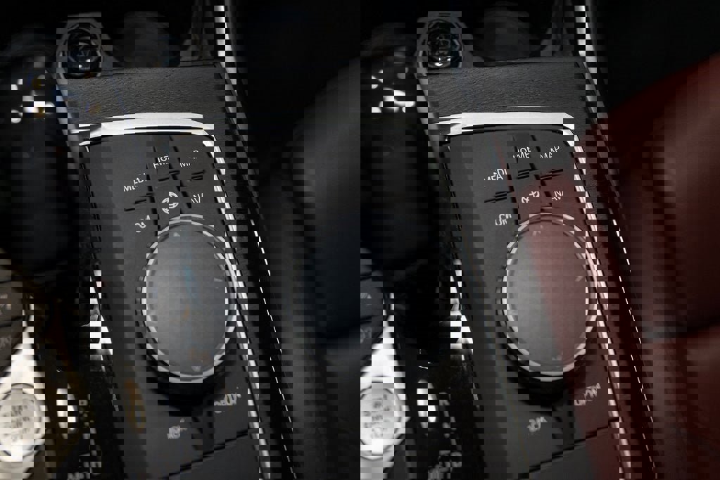 Used 2021 BMW 430i xDrive Coupe w/ Premium Package image 23