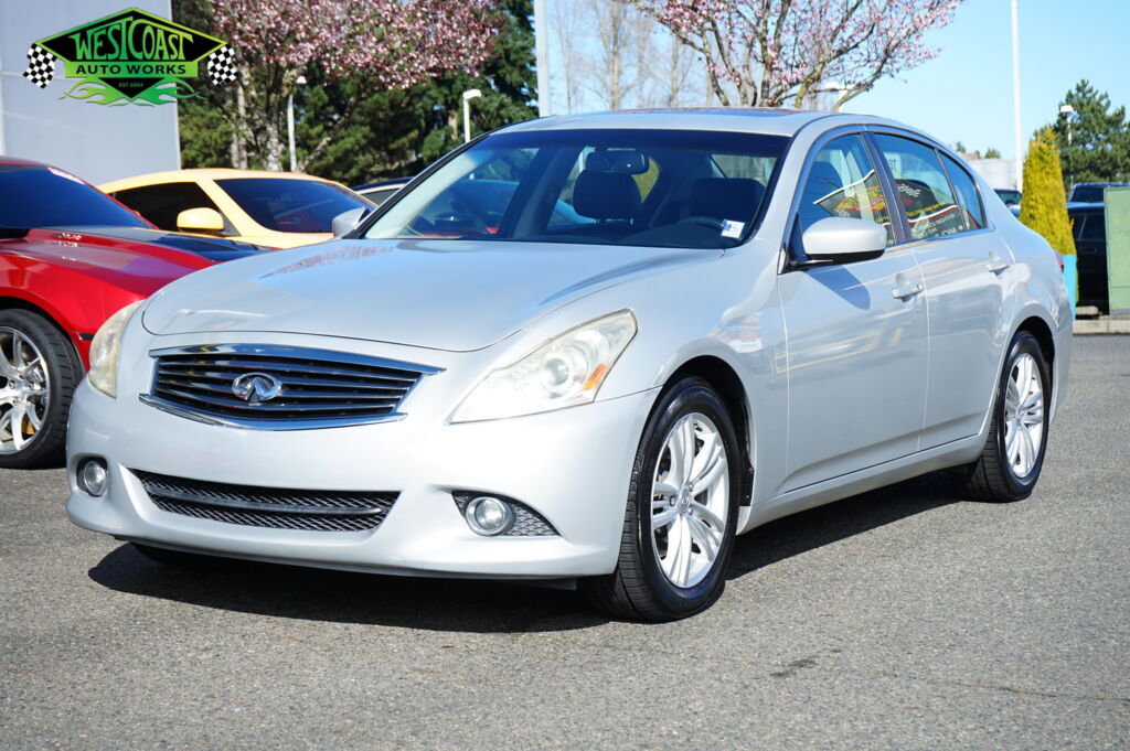 Used 2012 INFINITI G25 Journey