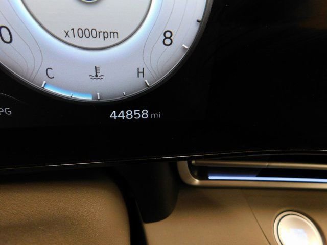 Used 2024 Hyundai Elantra SEL image 50