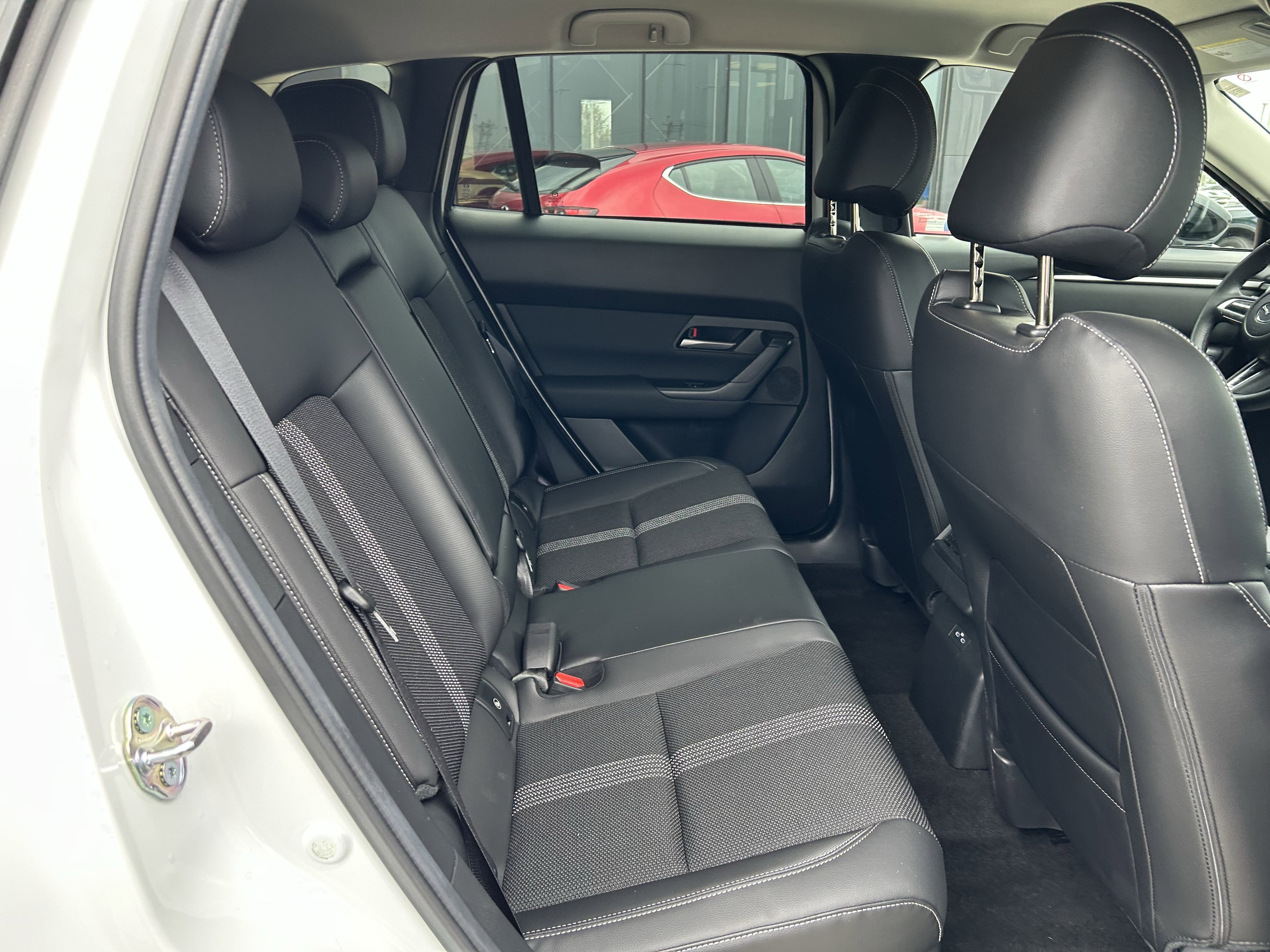 Certified 2025 MAZDA CX-50 2.5 Hybrid image 25