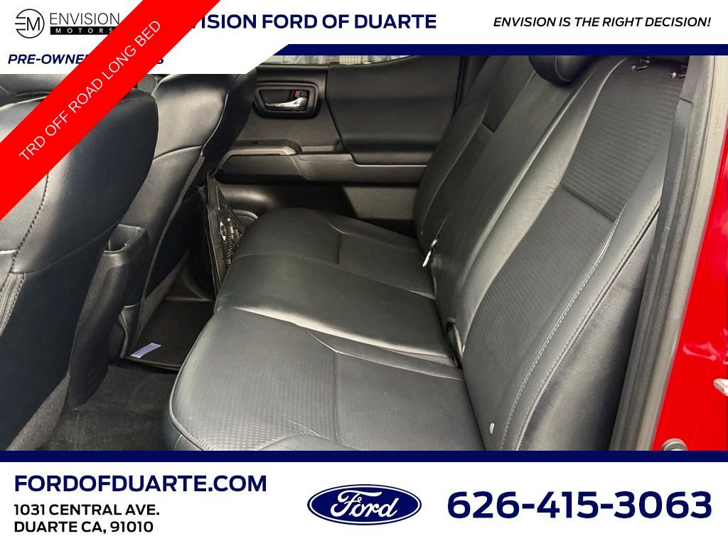 Used 2022 Toyota Tacoma TRD Off-Road image 30