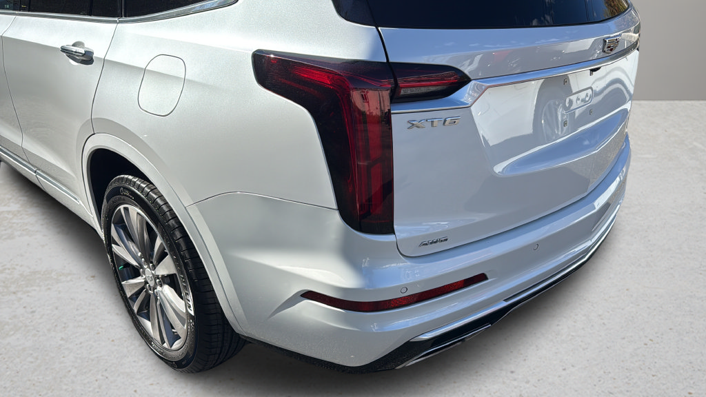 Used 2021 Cadillac XT6 Premium Luxury AWD/4WD image 12