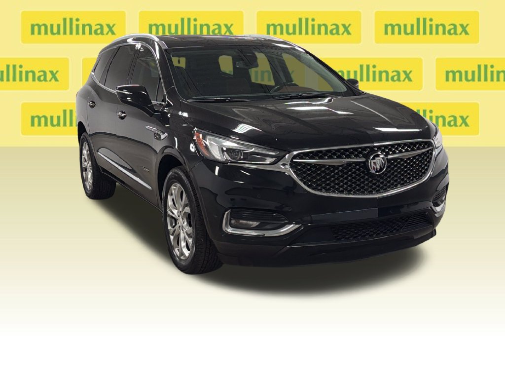 Used 2018 Buick Enclave Avenir w/ Avenir Technology Package FWD image 3
