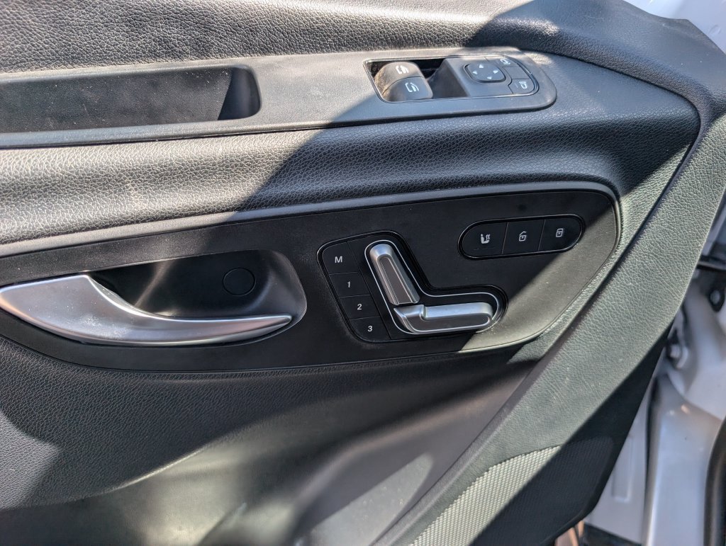 Used 2020 Mercedes-Benz Sprinter 3500 image 19