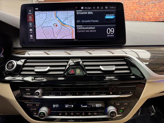 Used 2021 BMW 540i xDrive w/ Convenience Package image 19