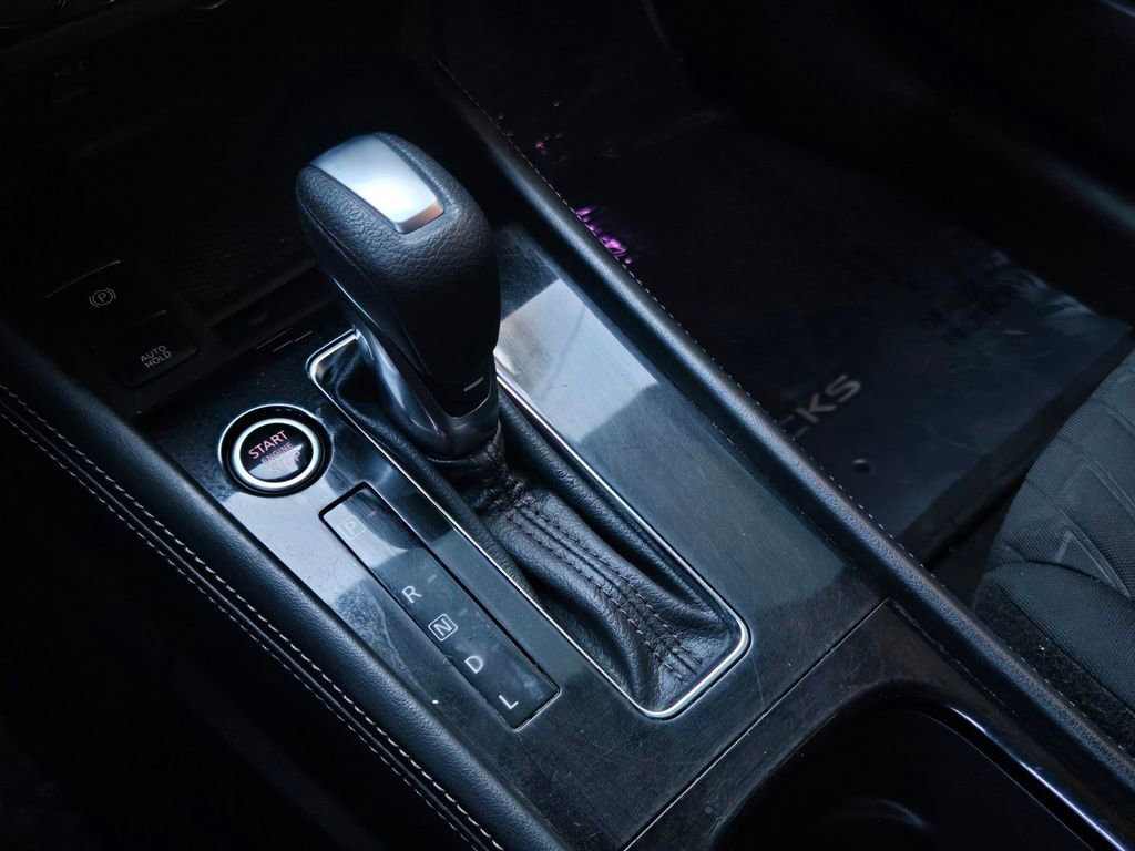 Used 2022 Nissan Kicks SV w/ Interior Electronics Package image 17