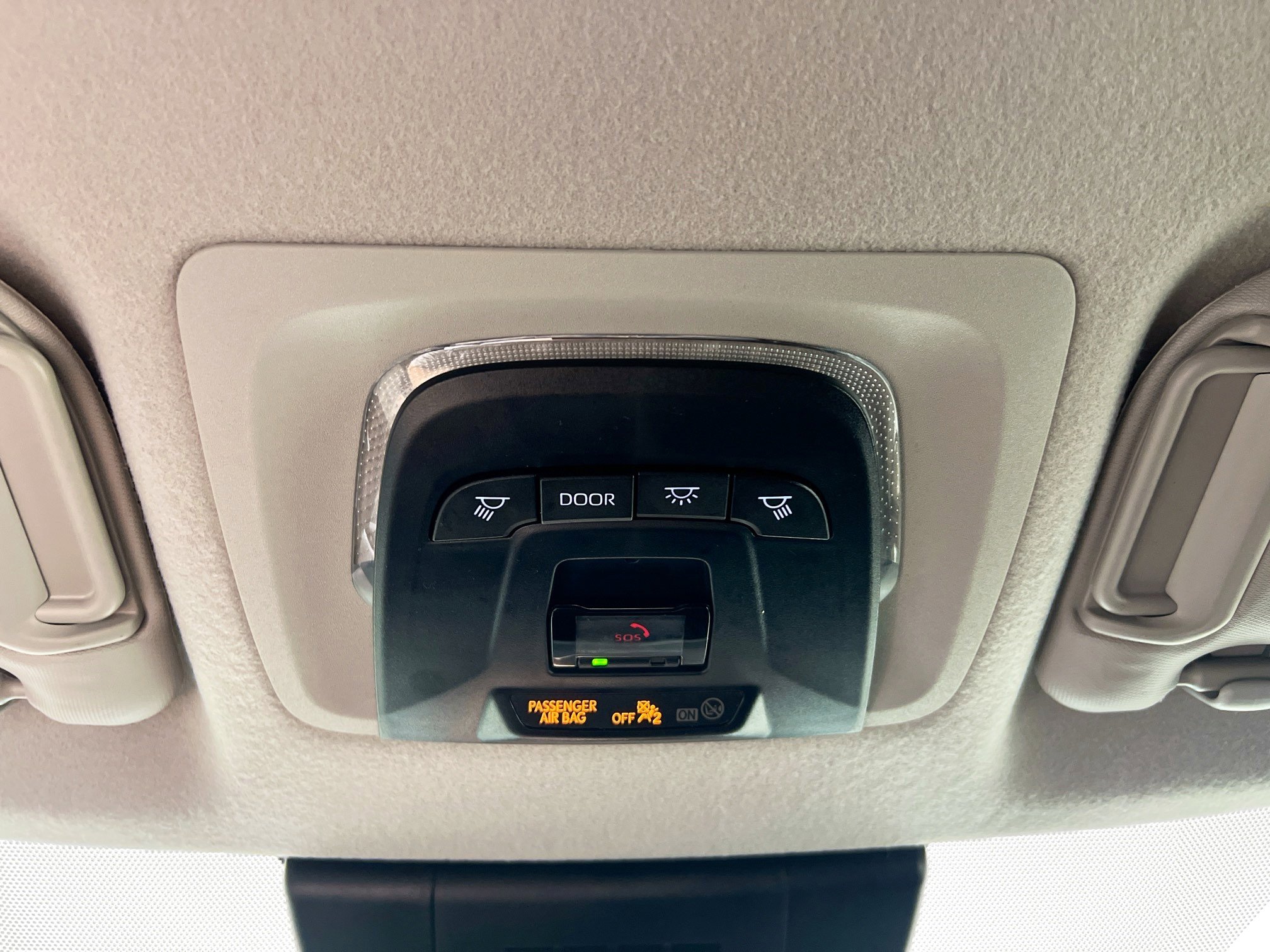 Used 2024 Toyota Corolla Cross XLE image 36