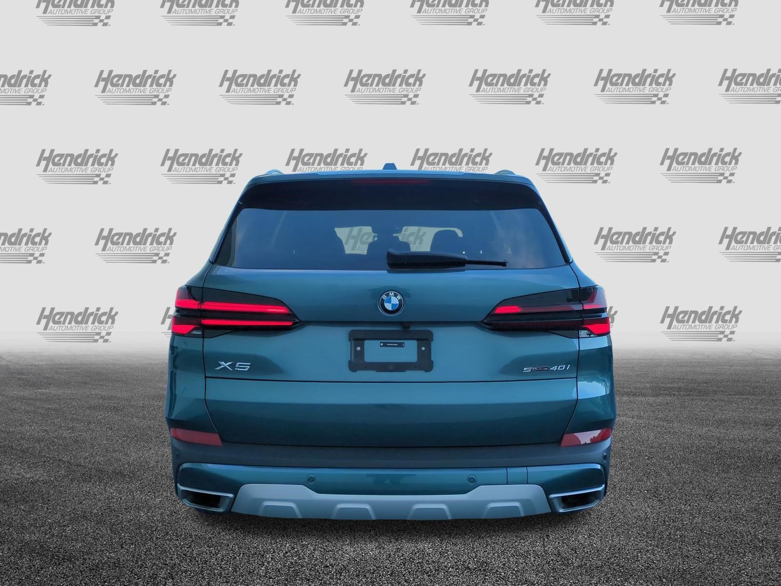 Used 2026 BMW X5 sDrive40i image 9