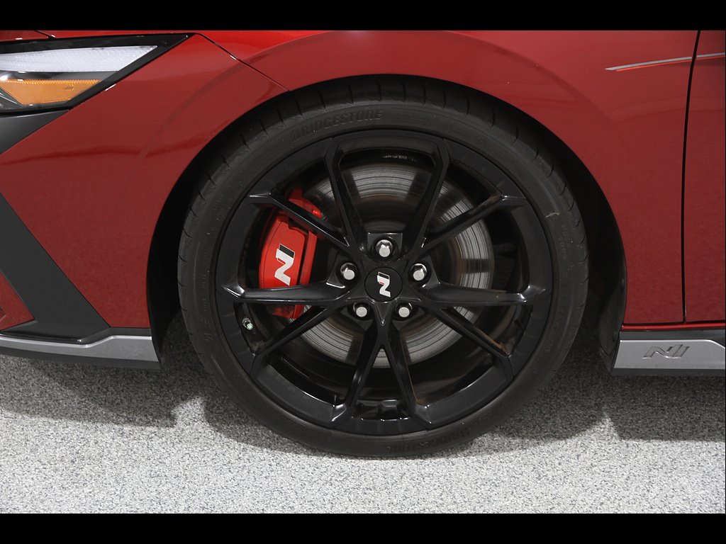 Certified 2025 Hyundai Elantra N FWD image 23