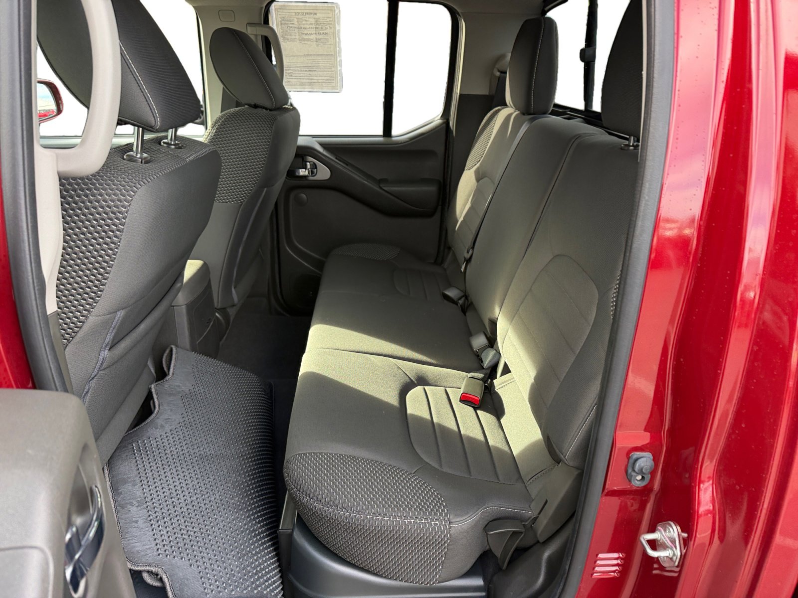 Used 2019 Nissan Frontier PRO-4X image 16