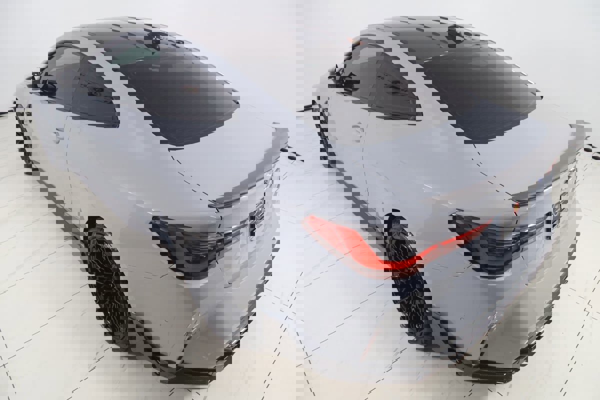 Used 2021 BMW M4 Coupe w/ Executive Package image 33