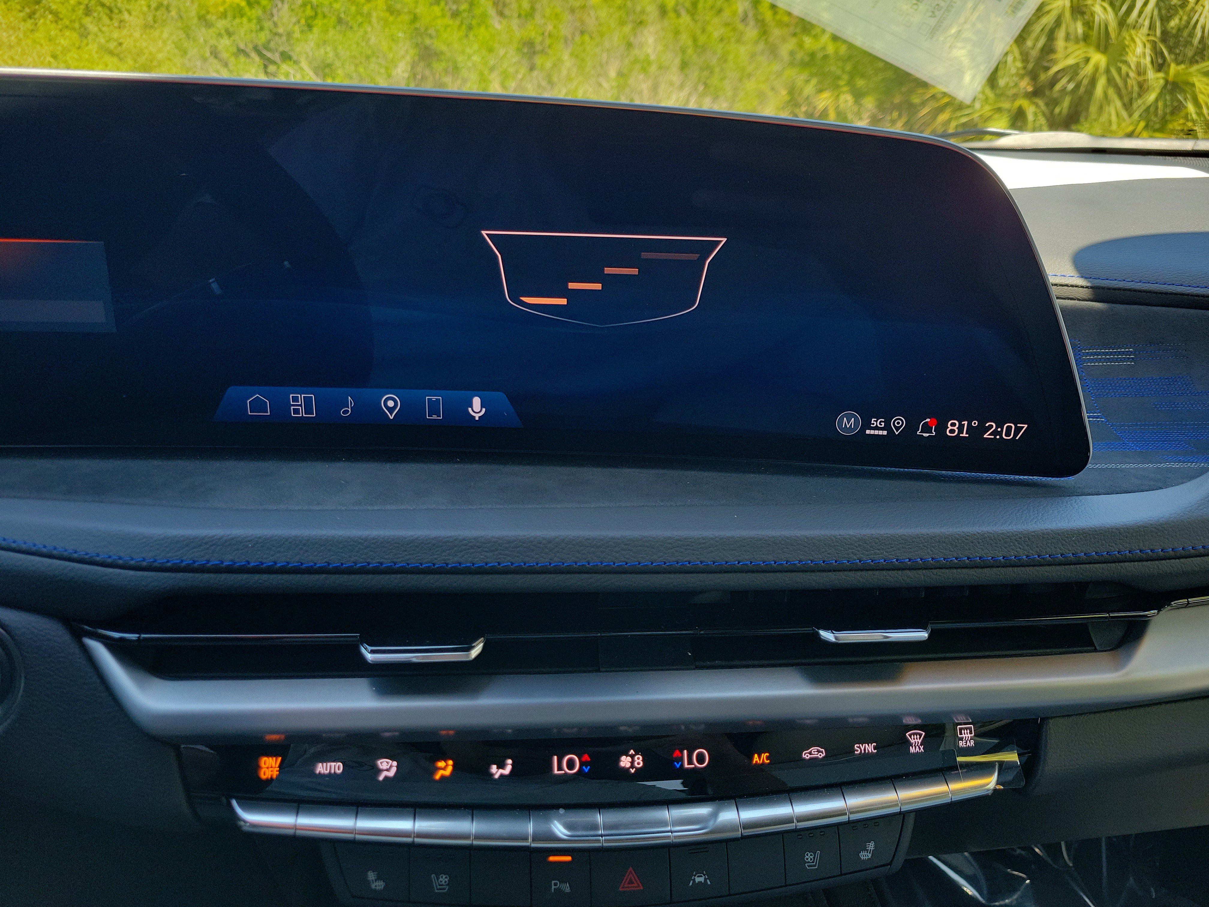 Used 2025 Cadillac XT4 Sport image 22