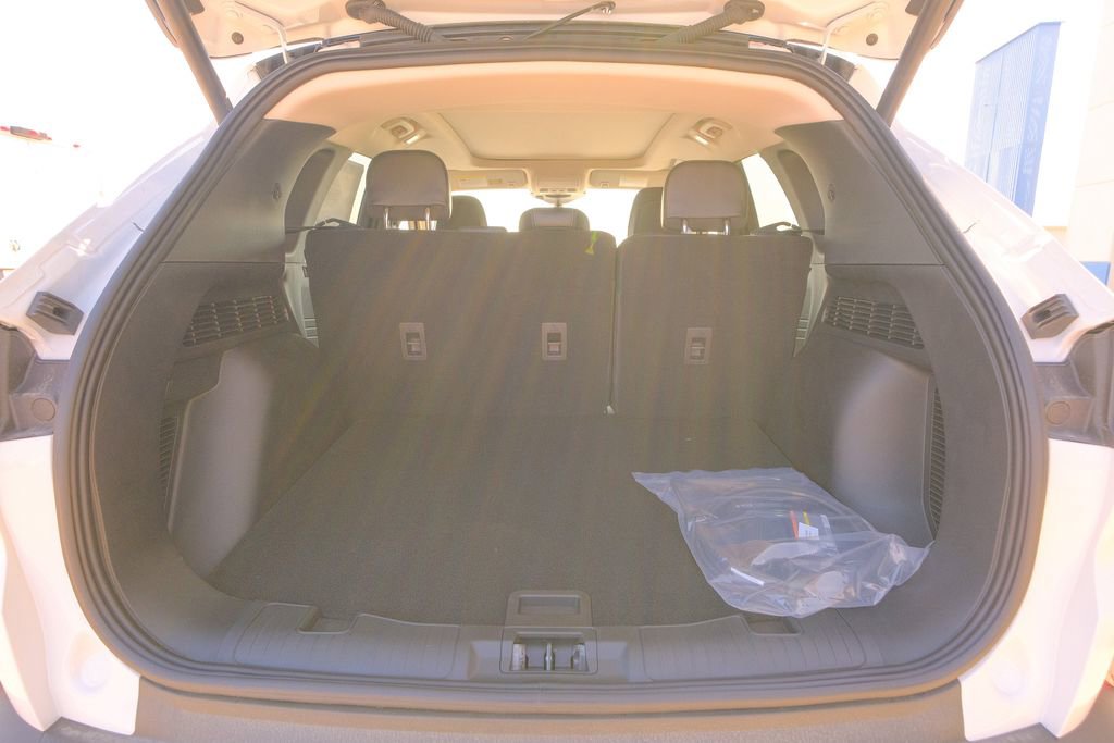 New 2025 Ford Escape SE image 21