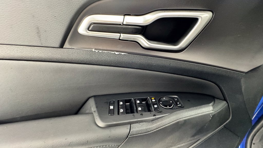 New 2026 Kia Sportage EX FWD image 21
