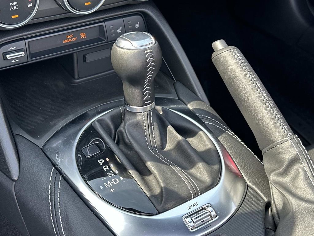 New 2026 MAZDA MX-5 Miata RF Grand Touring RWD image 13