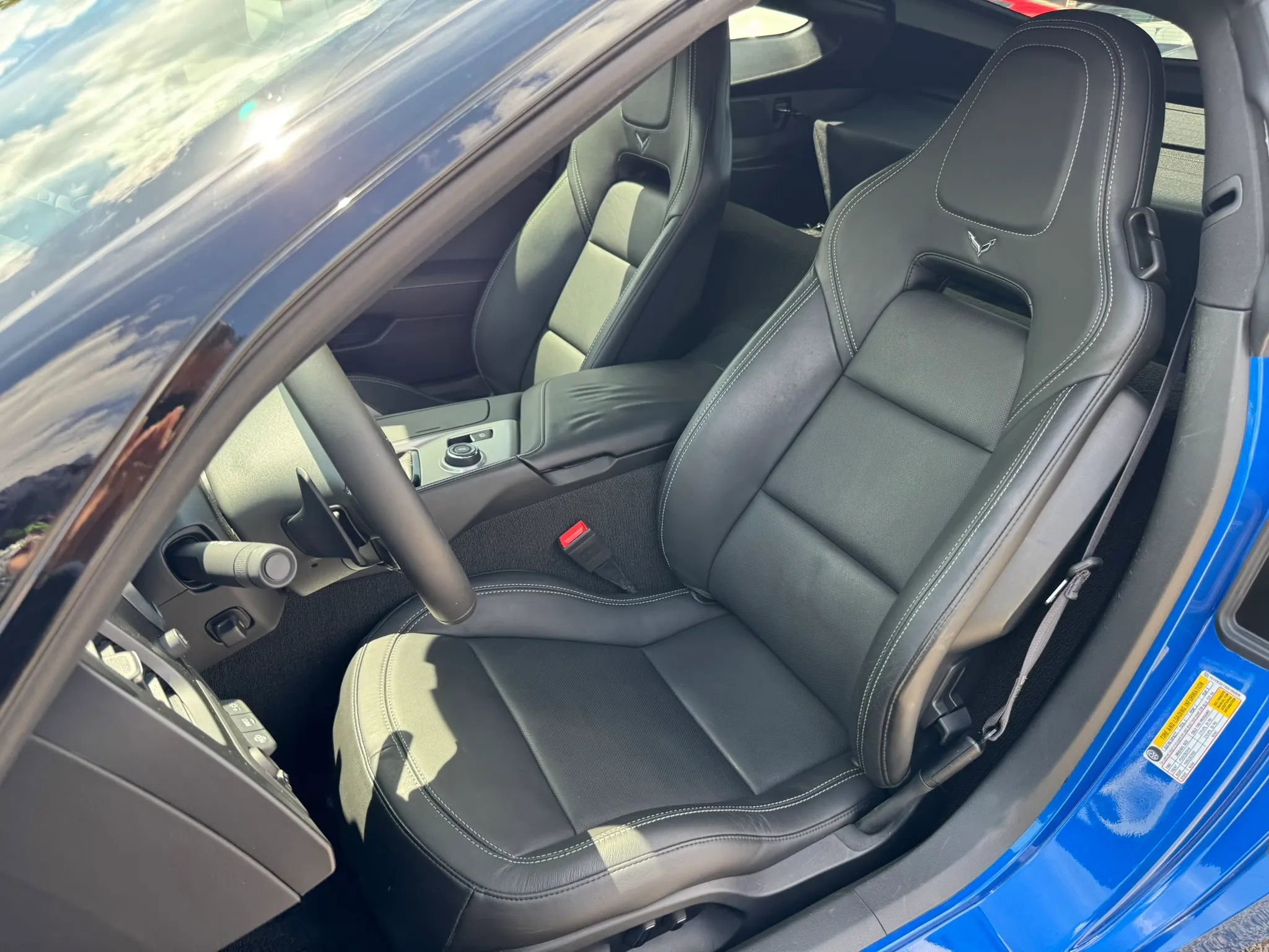 Used 2016 Chevrolet Corvette Stingray Coupe w/ 2LT Preferred Equipment Group image 22