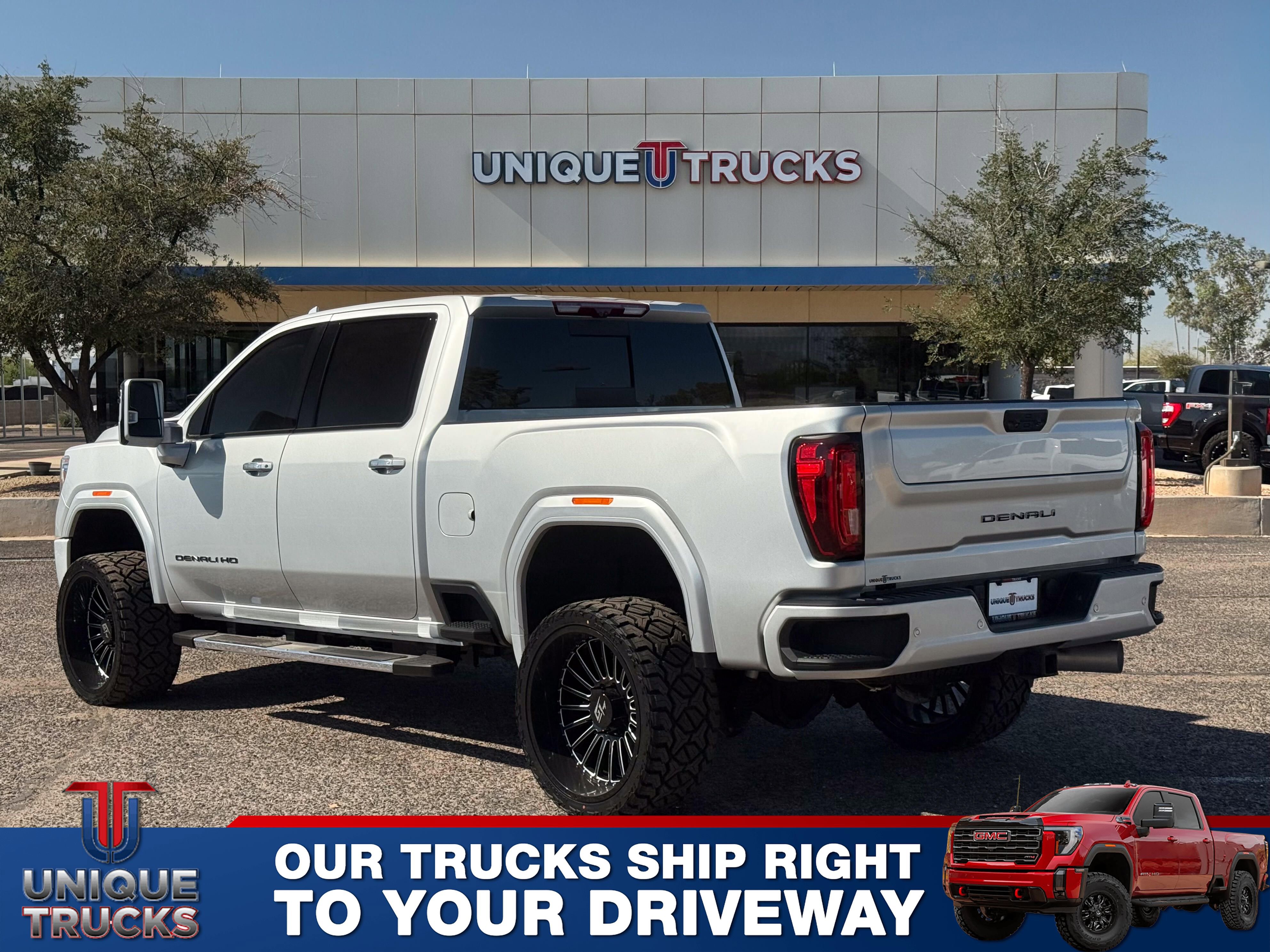 Used 2022 GMC Sierra 2500 Denali w/ Denali Ultimate Package image 8