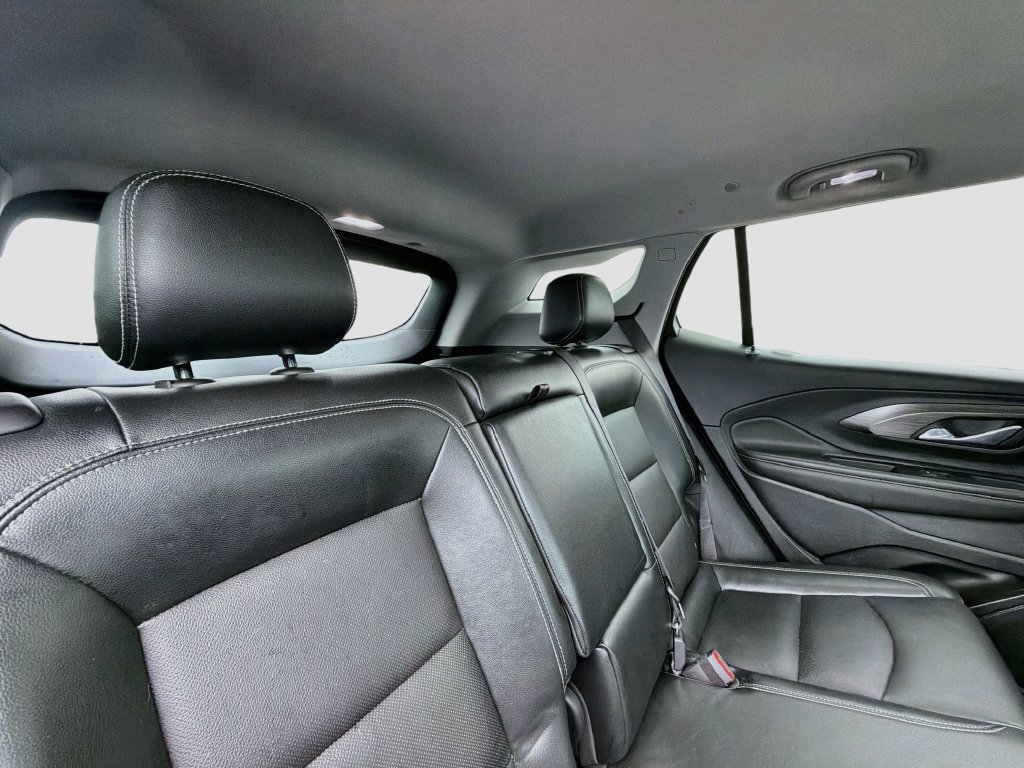 Used 2023 GMC Terrain SLT AWD/4WD image 27